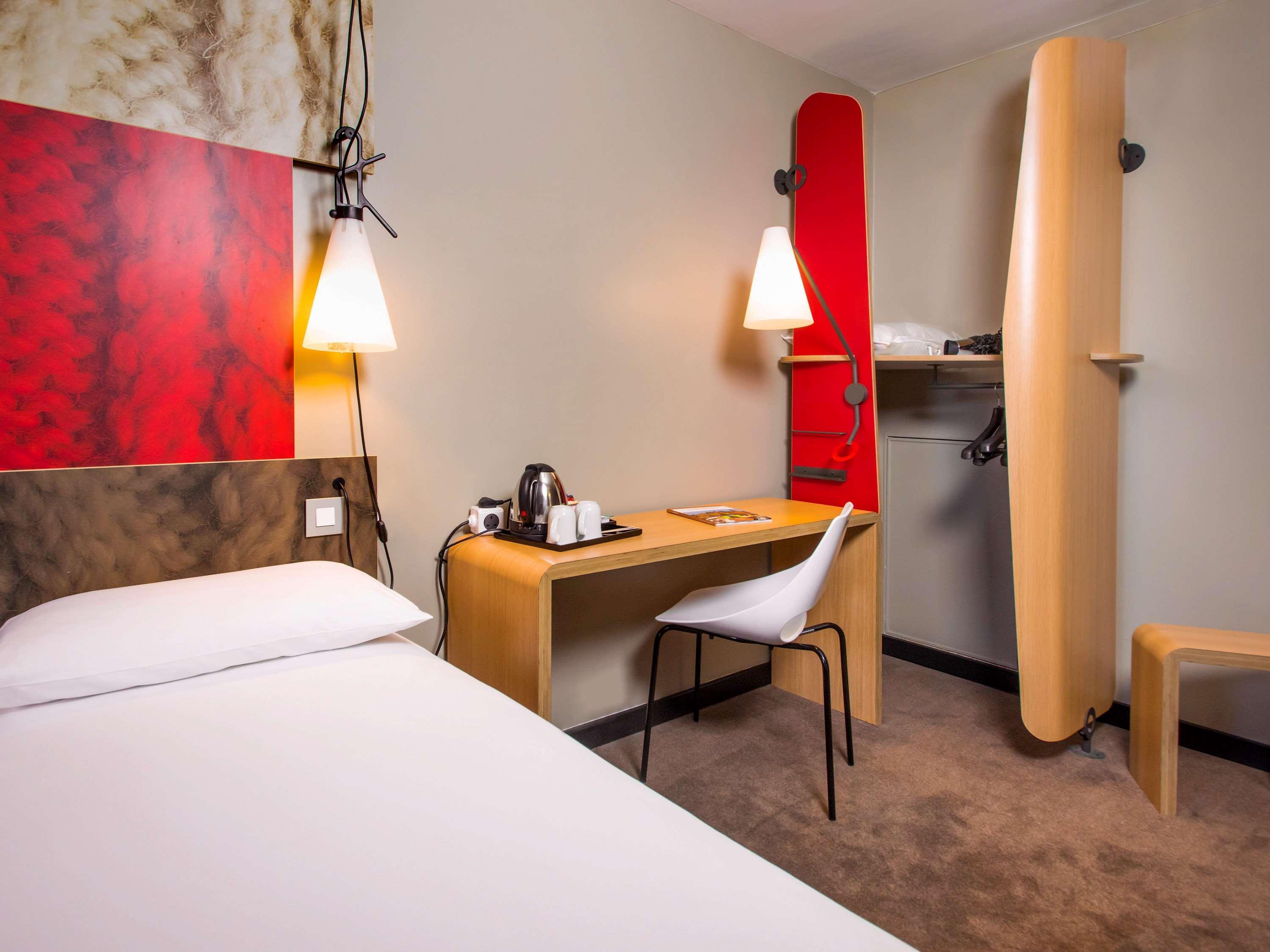 Ibis Sheffield City Exterior foto
